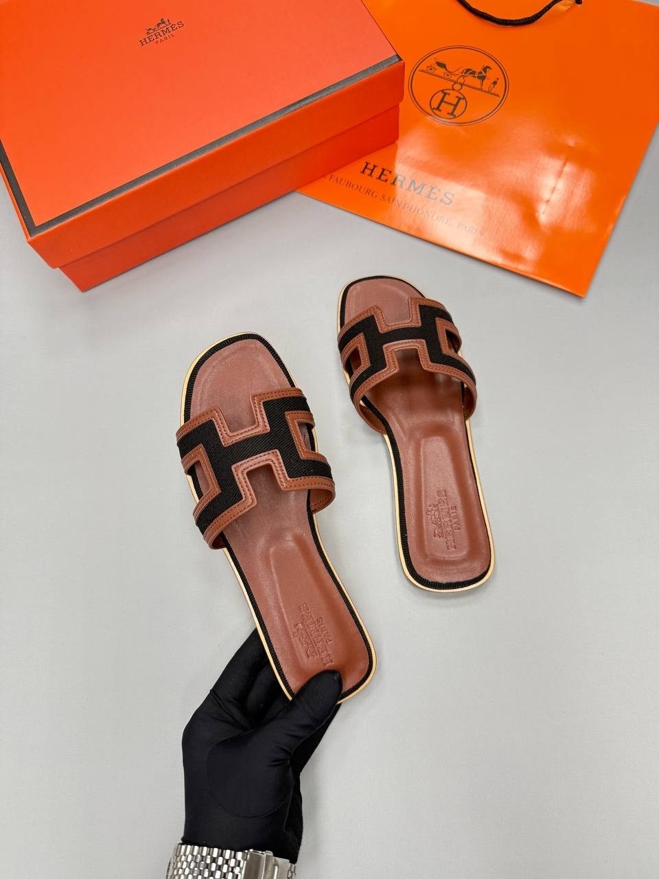 шлепанцы hermes,тапочки hermes,шлепки эрмес,шлепки hermes,шлепки гермес