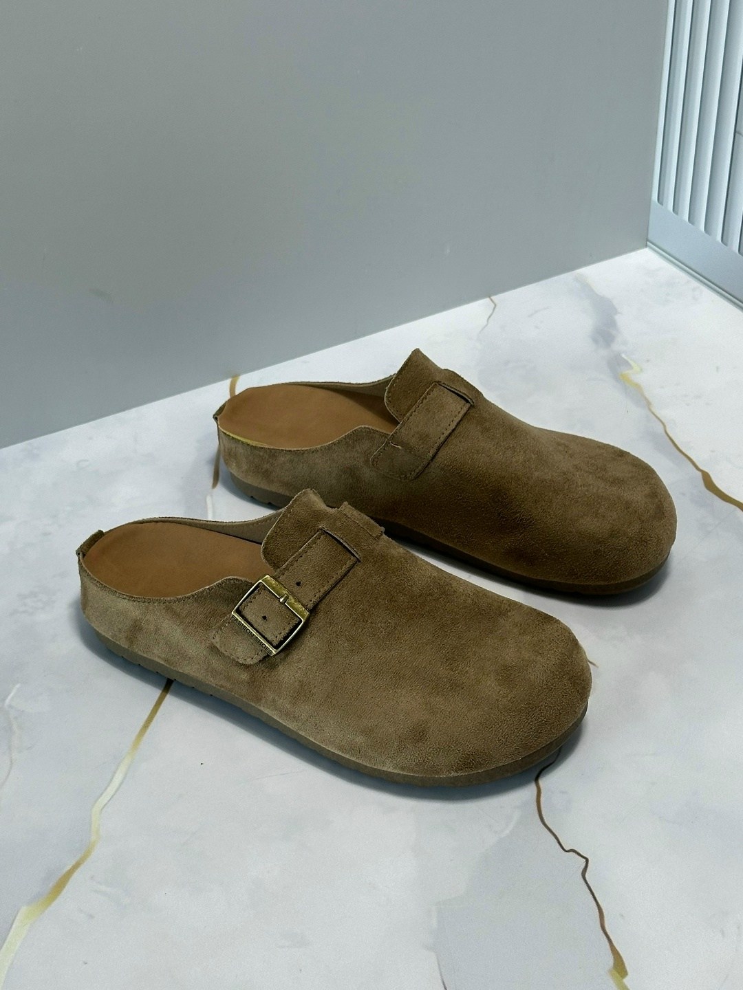 ,сабо замшевые,сабо birkenstock,модные тапочки,замшевые тапочки