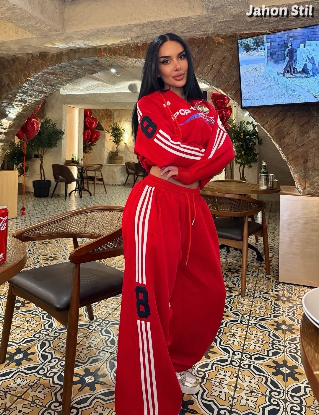 женский спортивный костюм,женский костюм,костюм спортивный,костюм,стильный спортивный костюм