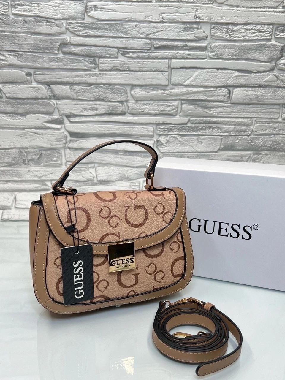 сумка женская guess,сумка guess,сумки на плечо guess,сумка guess женская оригинальная,сумка через плечо guess