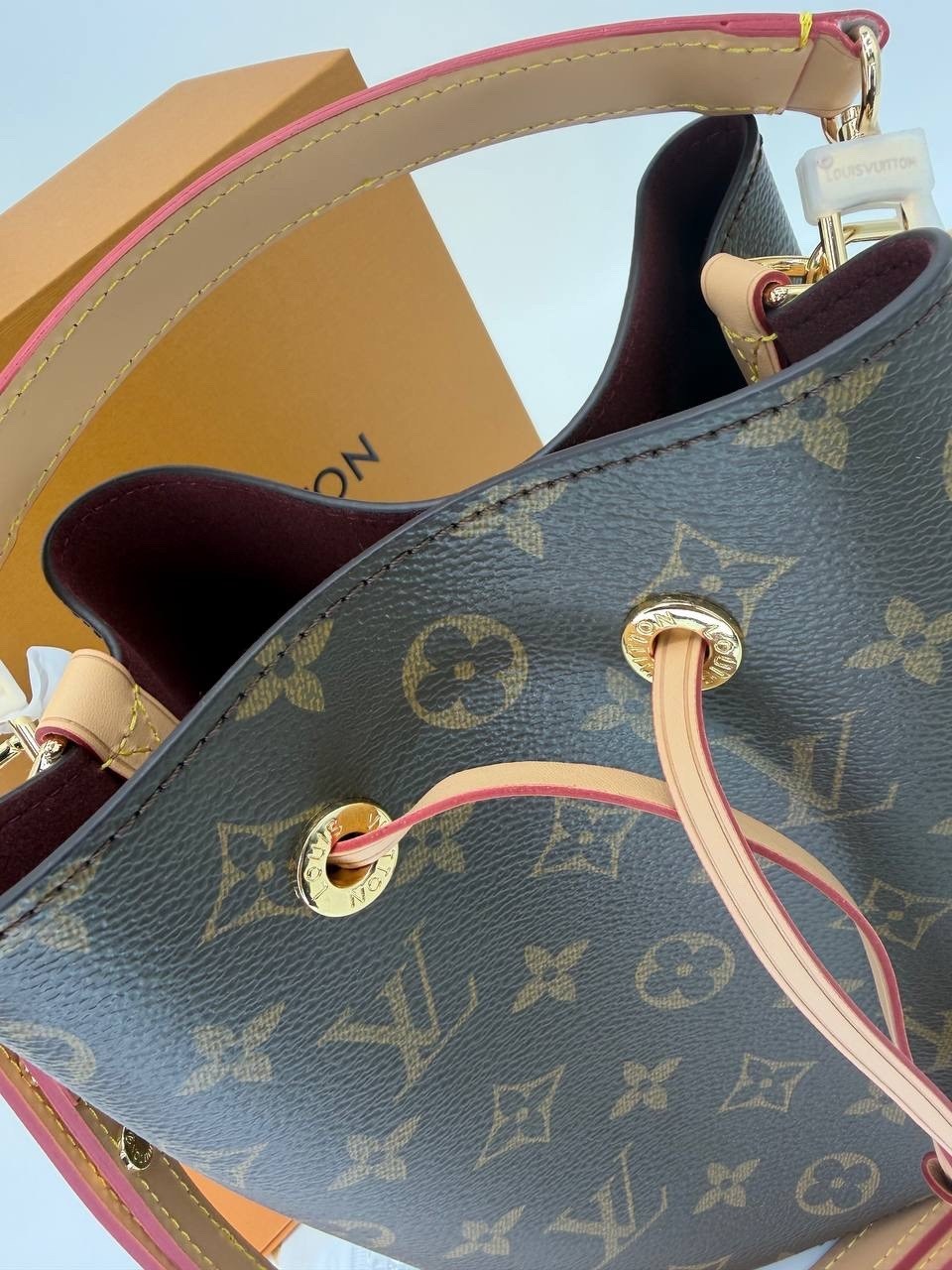 louis vuitton сумка на плечо,louis vuitton сумка ведро,louis vuitton сумка на плечо ведро,сумкa louis vuitton,louis vuitton женская сумка