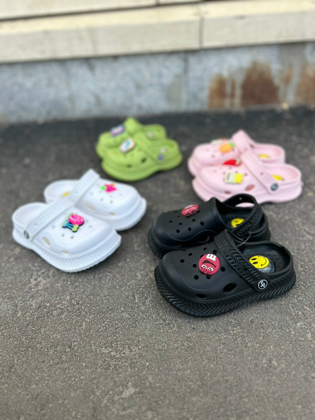 ,кроксы crocs чёрные,кроксы детские,шлепанцы детские,модные сандалии