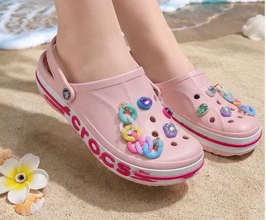 crocs jibbitz charms,крокс джиббитсы,,кроксы с джибитсами,оригинальные кроксы