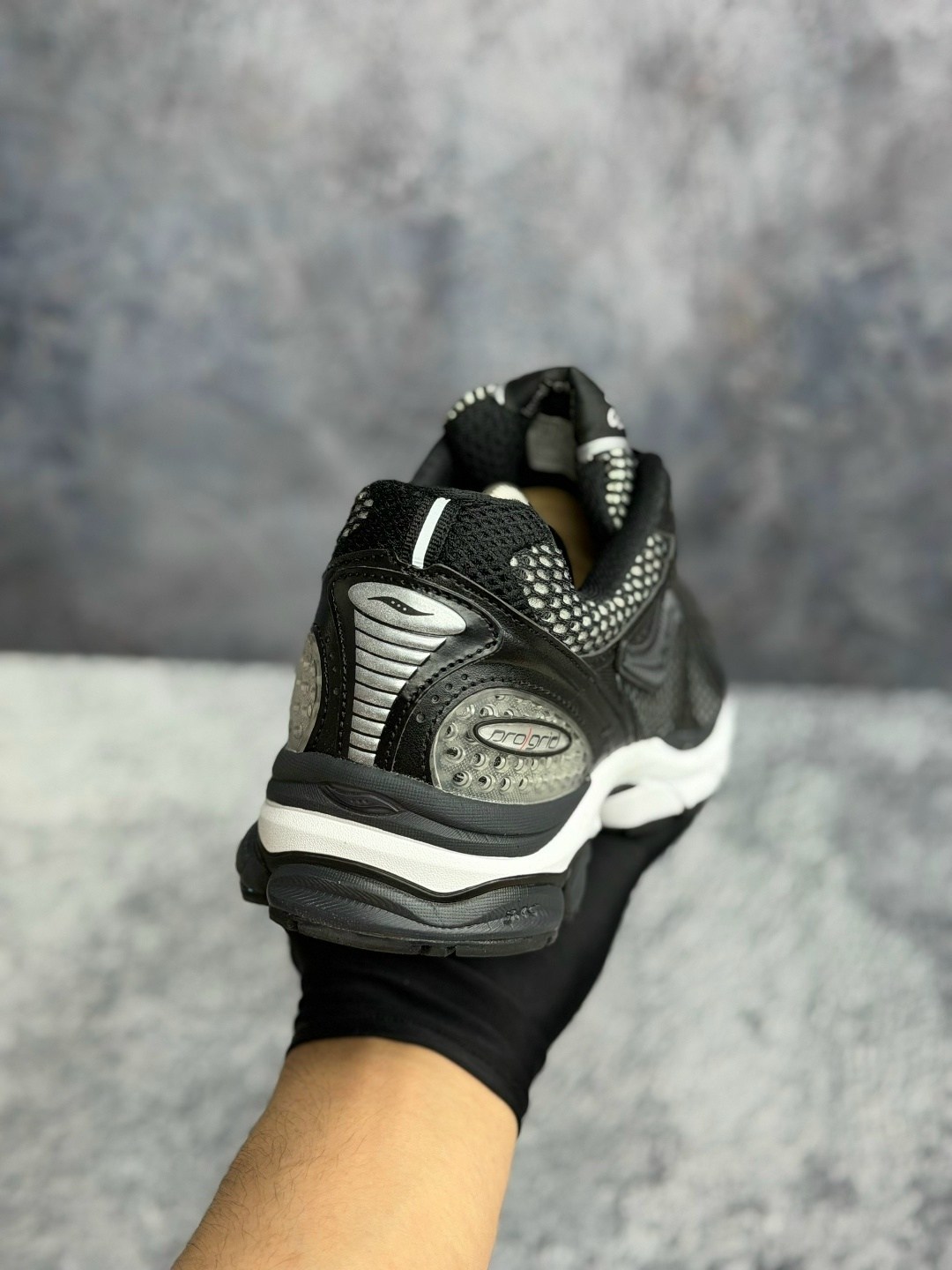 saucony progrid triumph 4,кроссовки saucony progrid triumph 4,saucony кроссовки,saucony triumph,saucony originals
