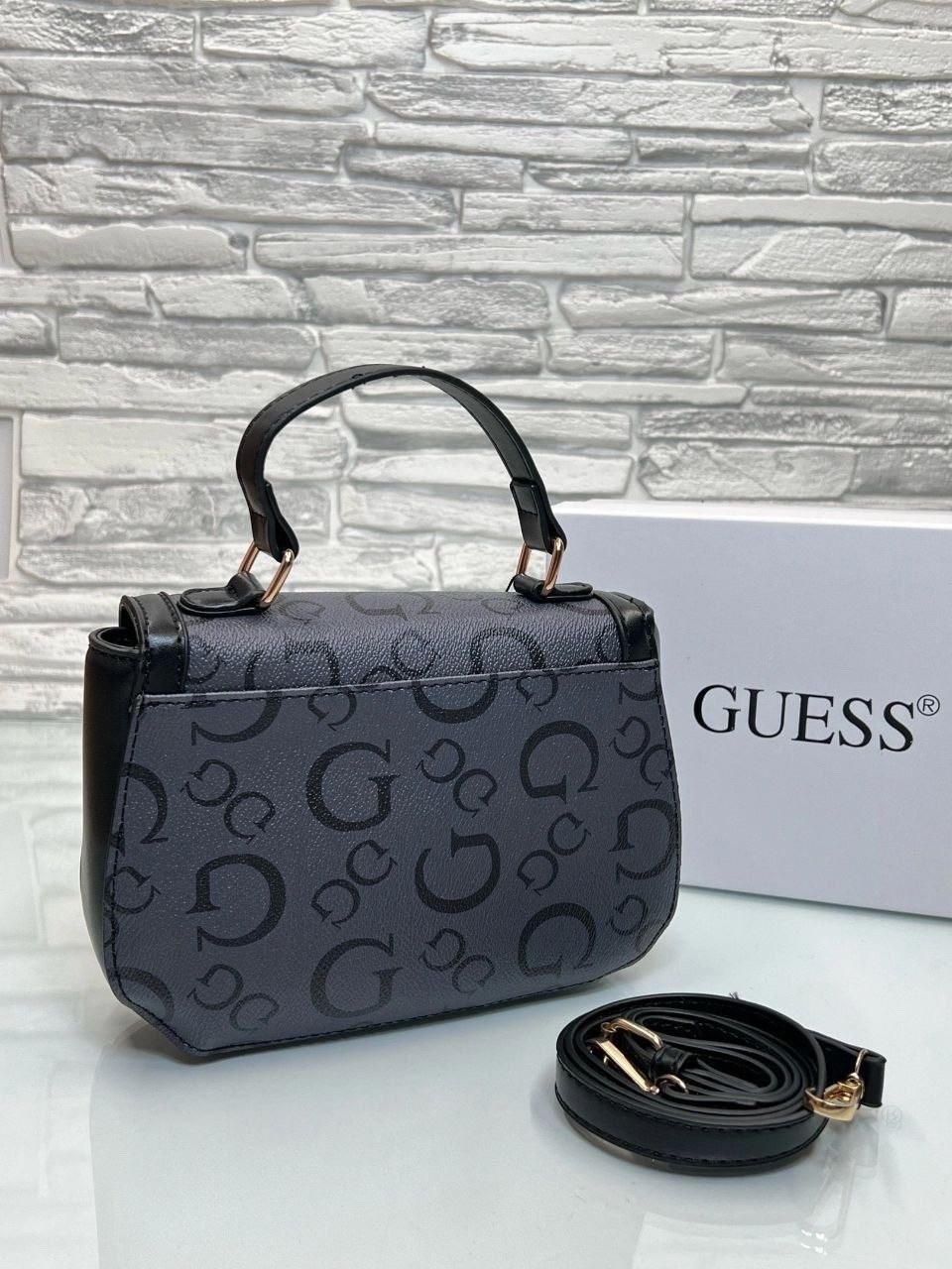 сумка женская guess,сумка guess,сумки на плечо guess,сумка guess женская оригинальная,сумка через плечо guess