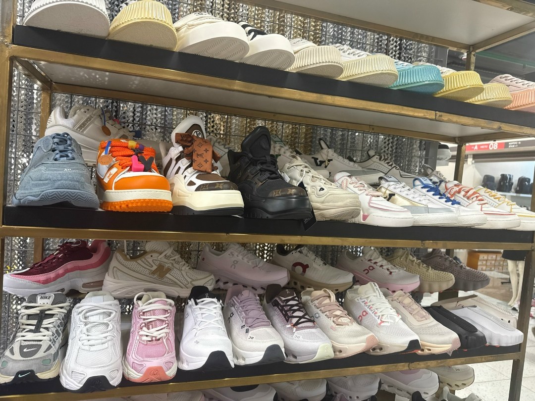 ,nike кроссовки,оригинальные кроссовки,кроссовки,nike