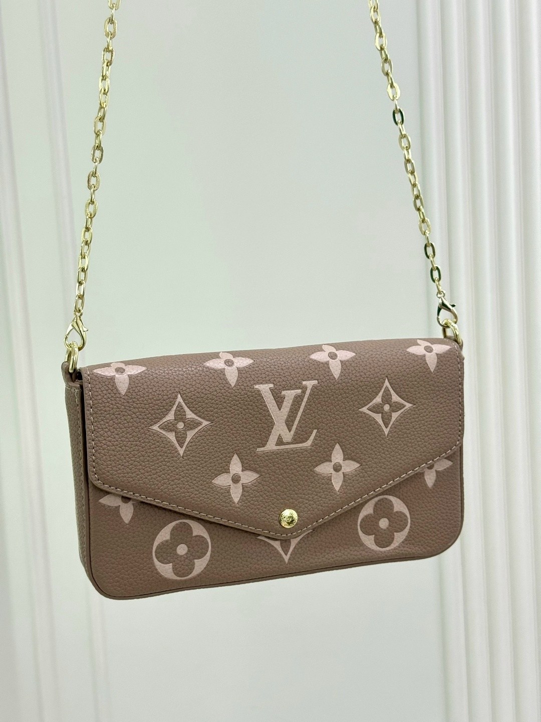 кошелёк луи витон белый,louis vuitton pochette,louis vuitton monogram,louis vuitton multi pochette,louis vuitton сумки