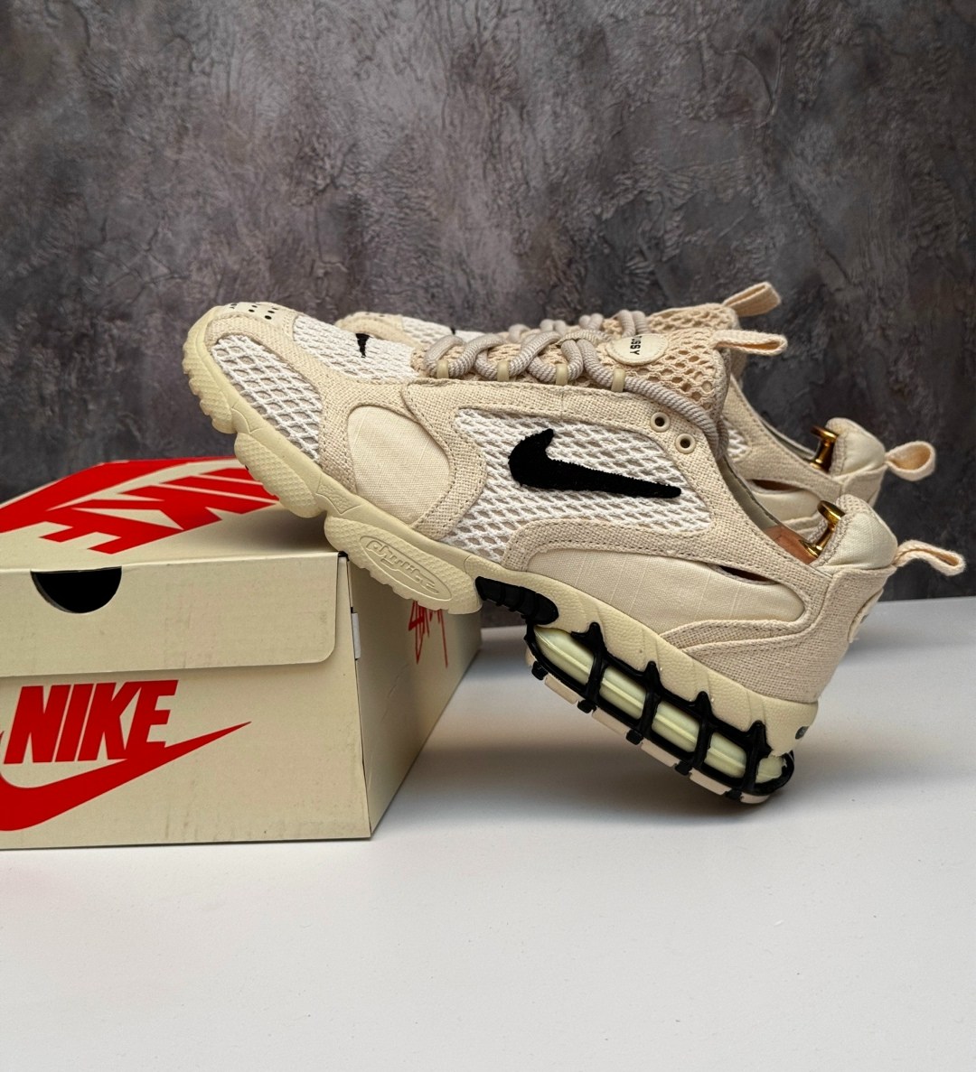 кроссовки nike x stussy air zoom spiridon cage 2,nike air zoom spiridon cage 2 stussy fossil,nike air zoom spiridon cage 2 stussy,кроссовки nike stussy air zoom spiridon cage 2,кроссовки nike stussy a