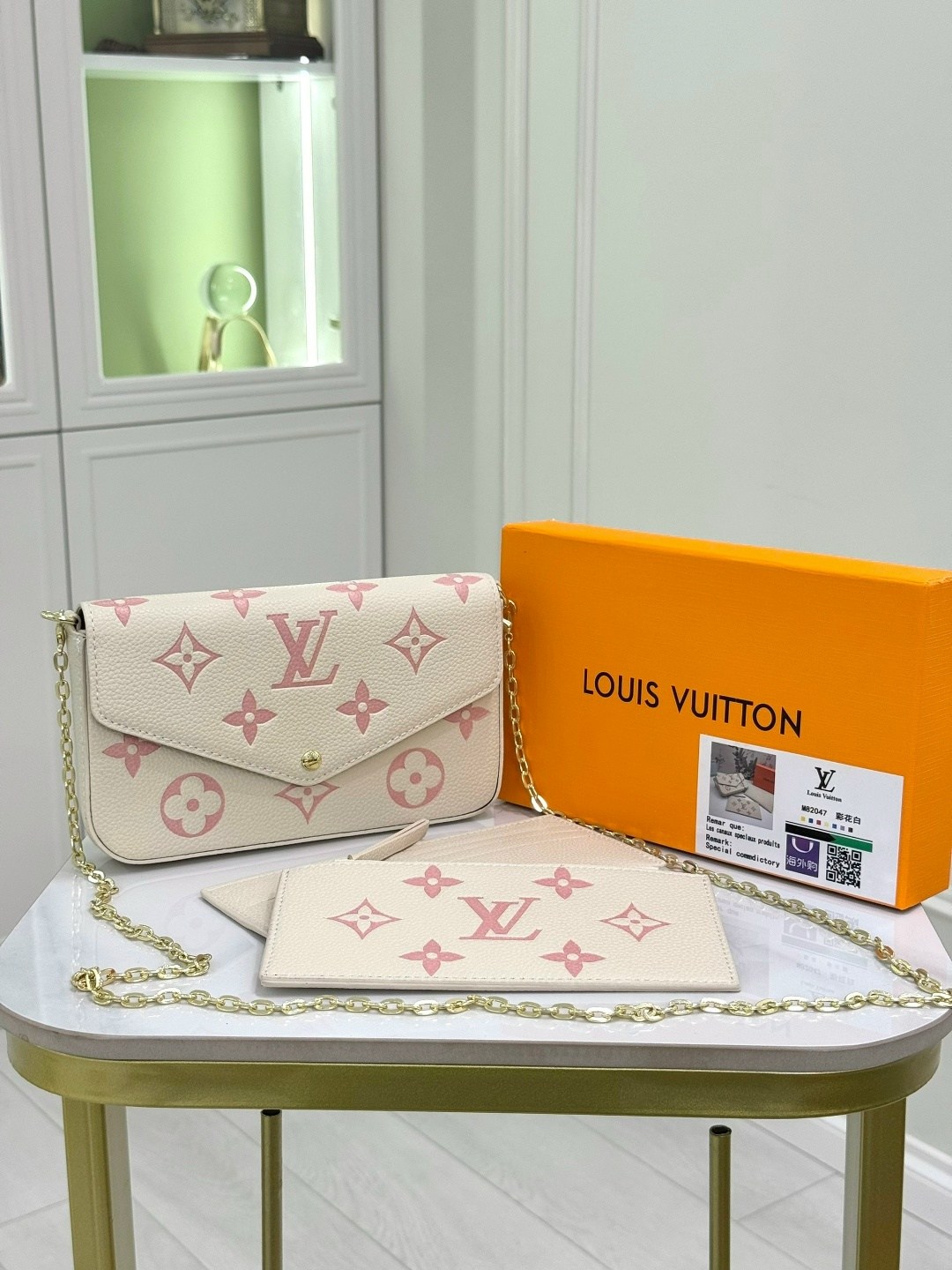 сумка на плечо louis vuitton,louis vuitton сумка,сумка-клатч louis vuitton pochette felicie,комплект сумка,клатч луи виттон