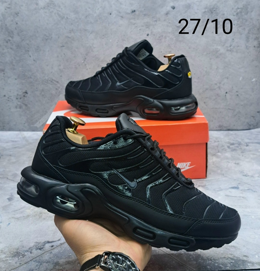 кроссовки nike air max tn plus,nike кроссовки мужские,кроссовки nike air max tn plus мужские,кроссовки,nike tn air max plus black