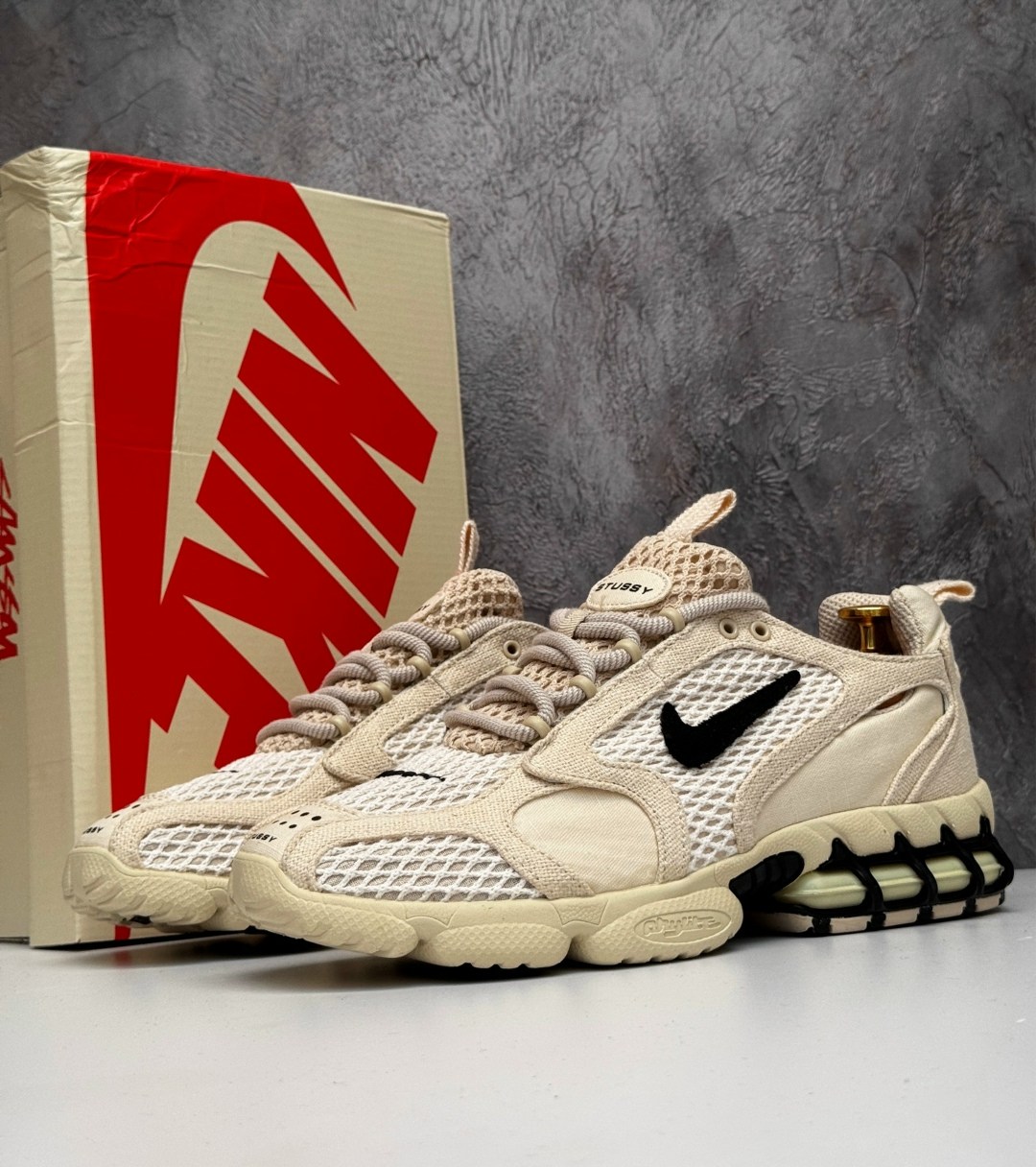 кроссовки nike x stussy air zoom spiridon cage 2,nike air zoom spiridon cage 2 stussy fossil,nike air zoom spiridon cage 2 stussy,кроссовки nike stussy air zoom spiridon cage 2,кроссовки nike stussy a