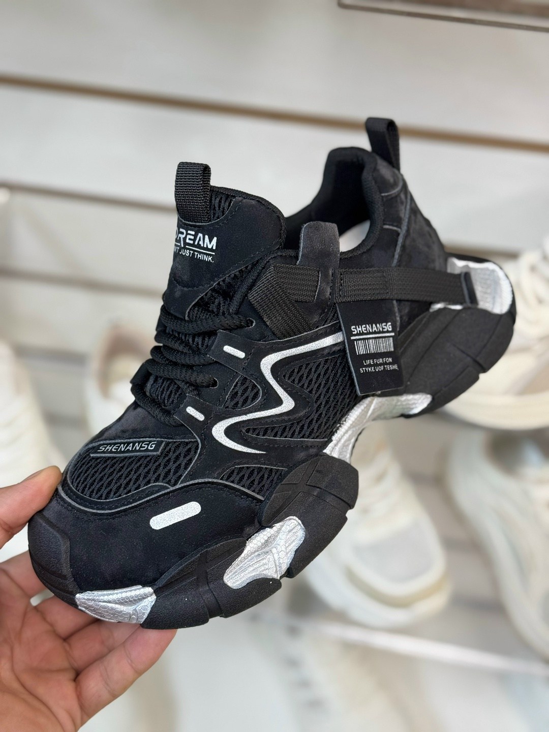 кроссовки женские balenciaga,женские кроссовки,кроссовки модные,кроссовки для женщин,повседневные кроссовки