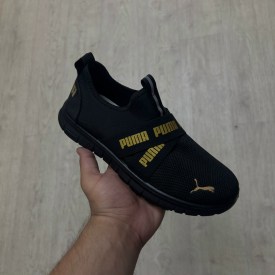Кроссовки