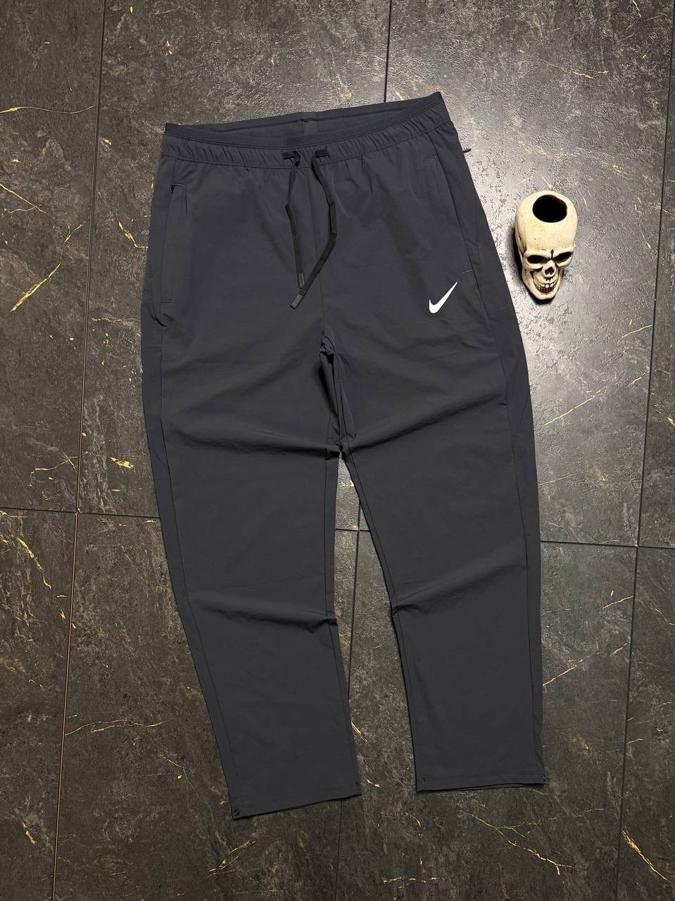 спортивные штаны nike,спортивные штаны nike мужские,спортивные брюки,спортивные штаны,повседневные брюки