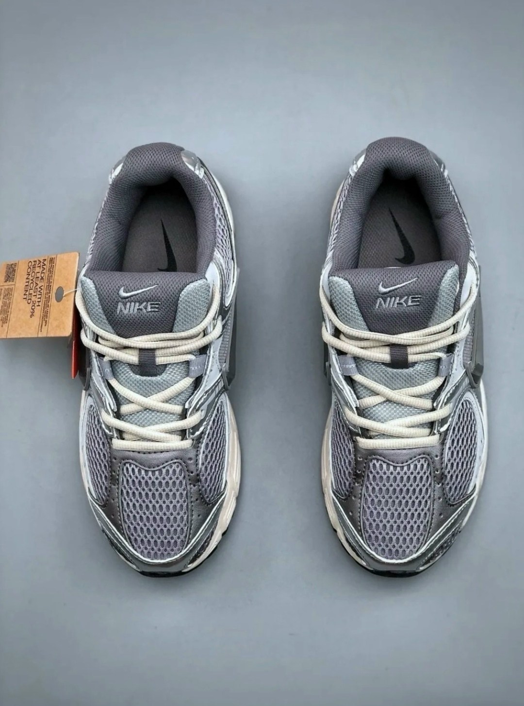 кроссовки nike,модные кроссовки,спортивная ,повседневные кроссовки,повседневная