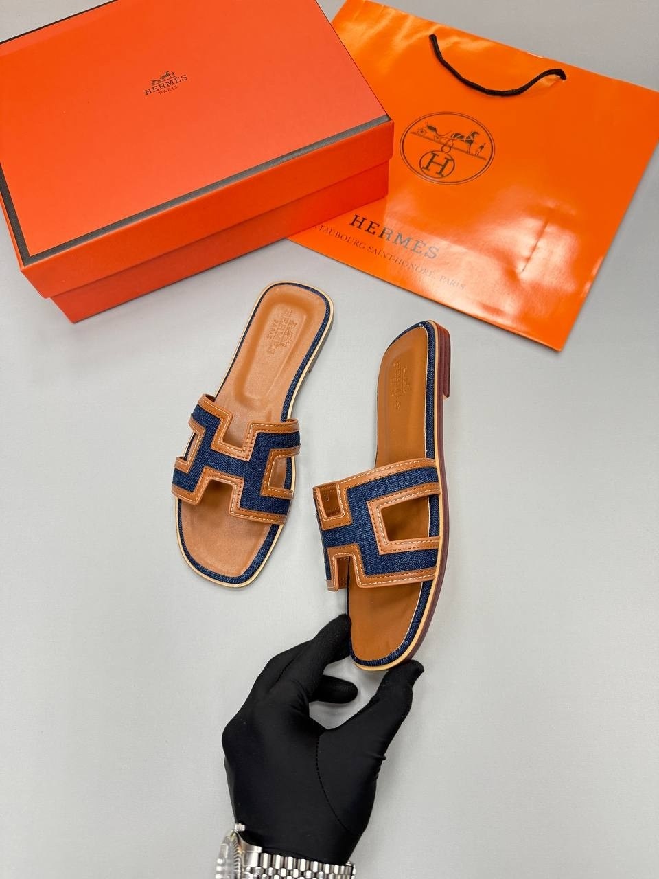 шлепанцы hermes,тапочки hermes,шлепки эрмес,шлепки hermes,шлепки гермес