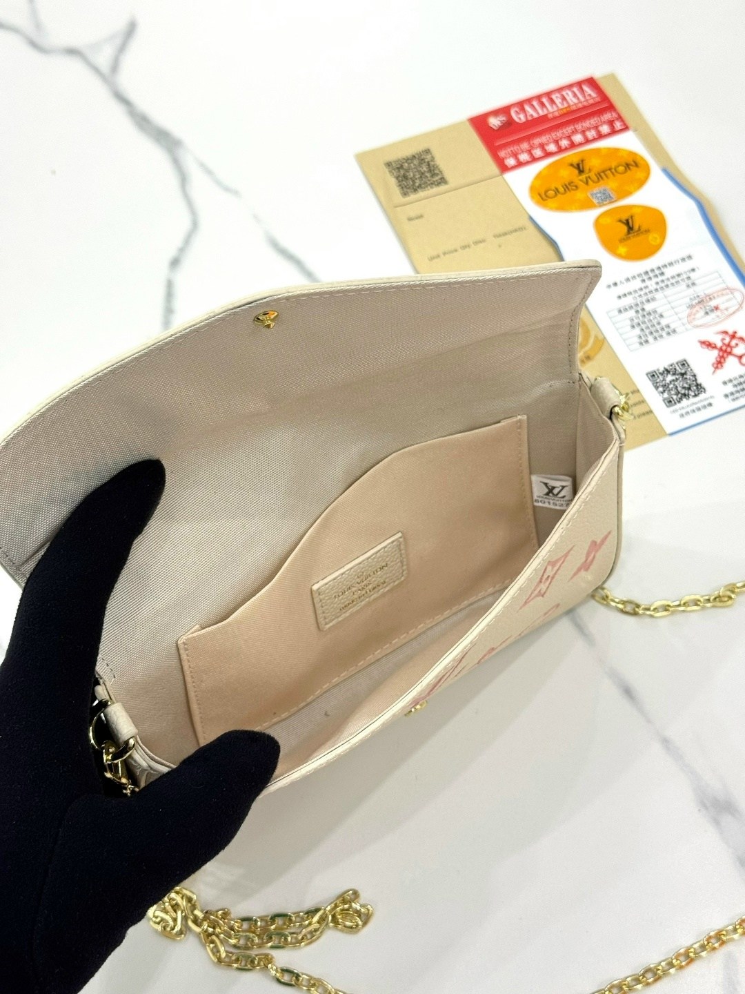 сумка на плечо louis vuitton,louis vuitton сумка,сумка-клатч louis vuitton pochette felicie,комплект сумка,клатч луи виттон