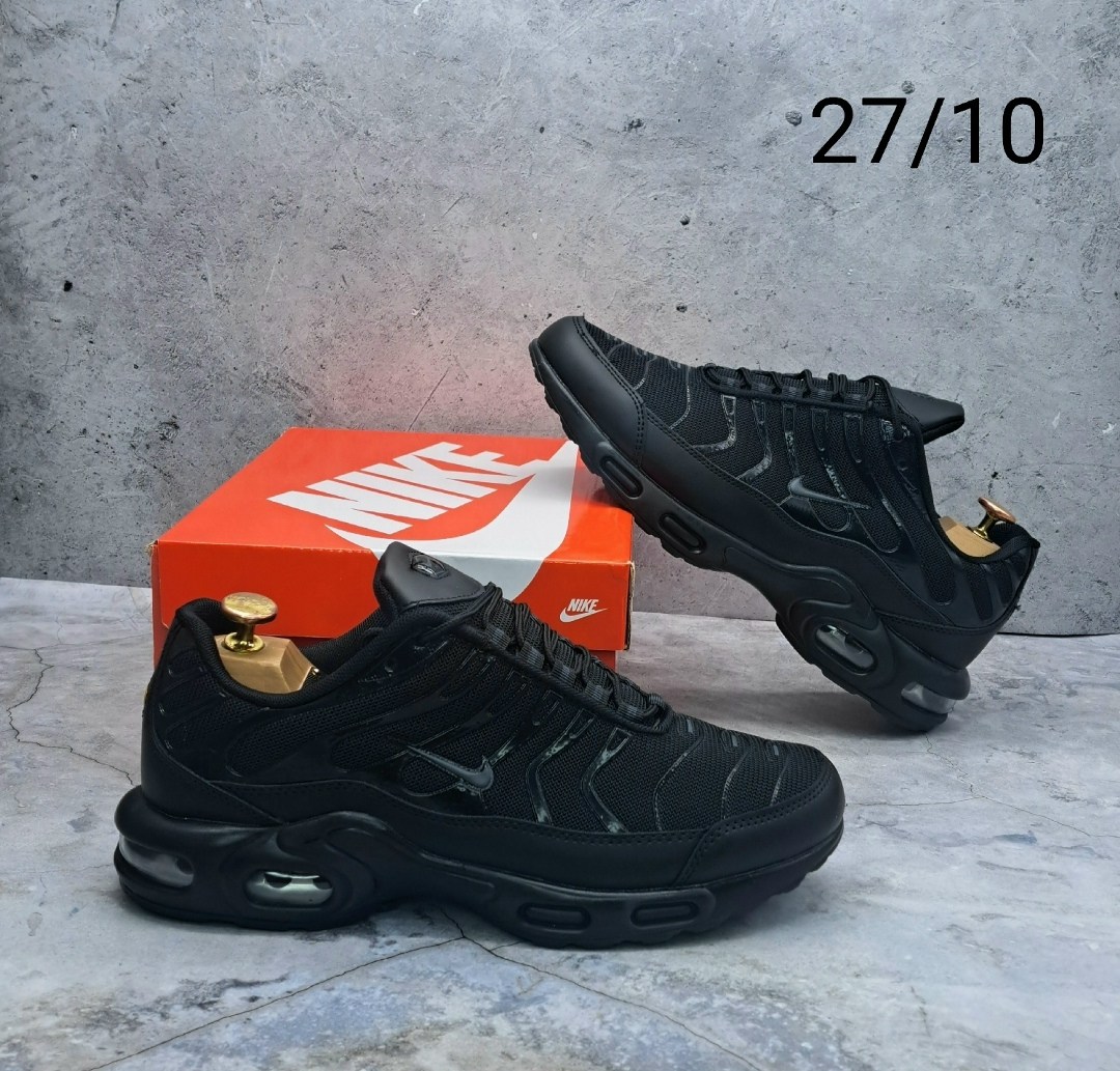 кроссовки nike air max tn plus,nike кроссовки мужские,кроссовки nike air max tn plus мужские,кроссовки,nike tn air max plus black