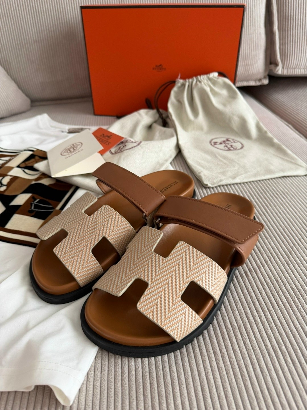 босоножки hermes,шлепанцы hermes,,шлепки hermes oran,шлепки женские hermes