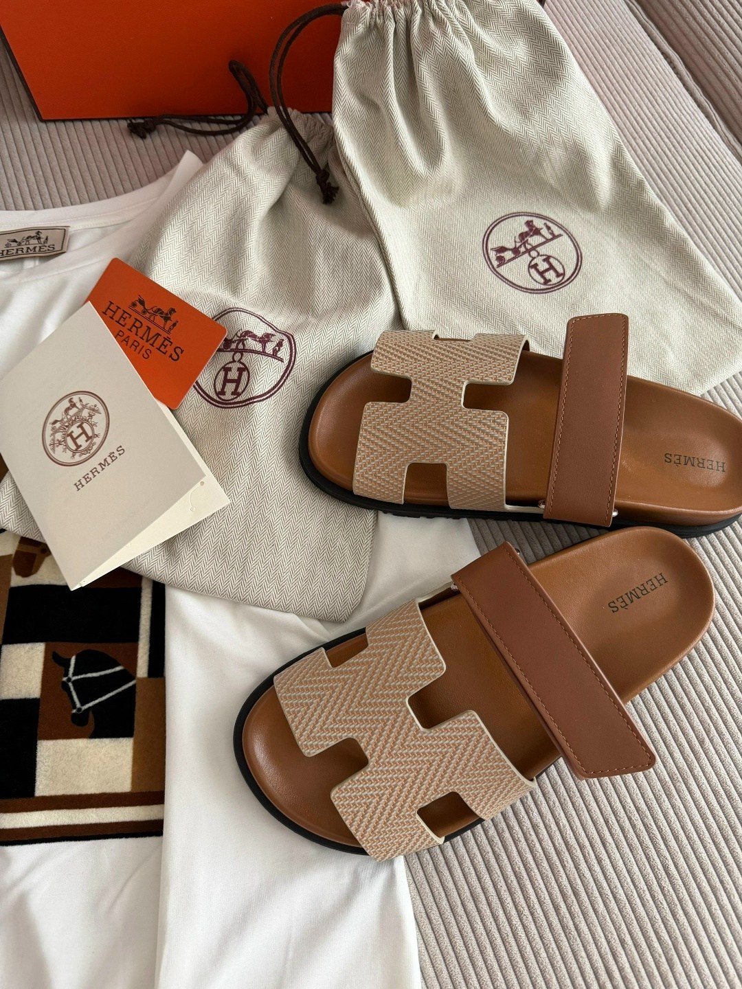 босоножки hermes,шлепанцы hermes,,шлепки hermes oran,шлепки женские hermes