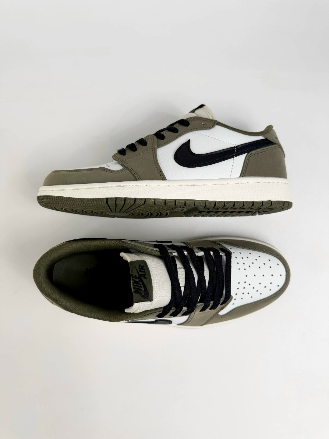 кроссовки nike air jordan 1 low,кроссовки,nike air jordan 1 low,кроссовки nike air jordan 1 low x travis scott,air jordan 1 low