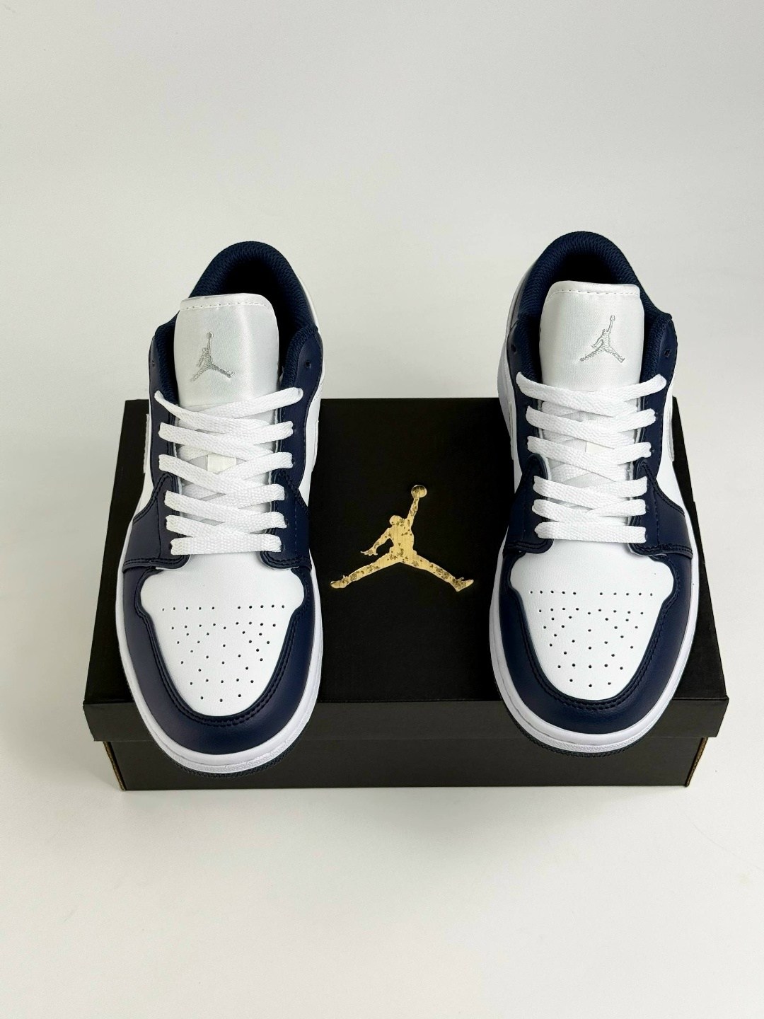 nike air jordan 1 low,кроссовки nike air jordan 1 low,nike air jordan 1 low midnight navy,air jordan 1 low navy blue,air jordan 1 low white/black-midnight navy 309192-101