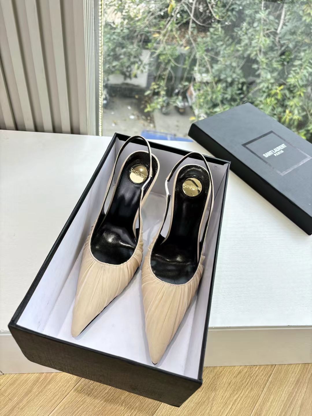 ,туфли saint laurent,босоножки на каблуках,туфли yves saint laurent,босоножки saint laurent