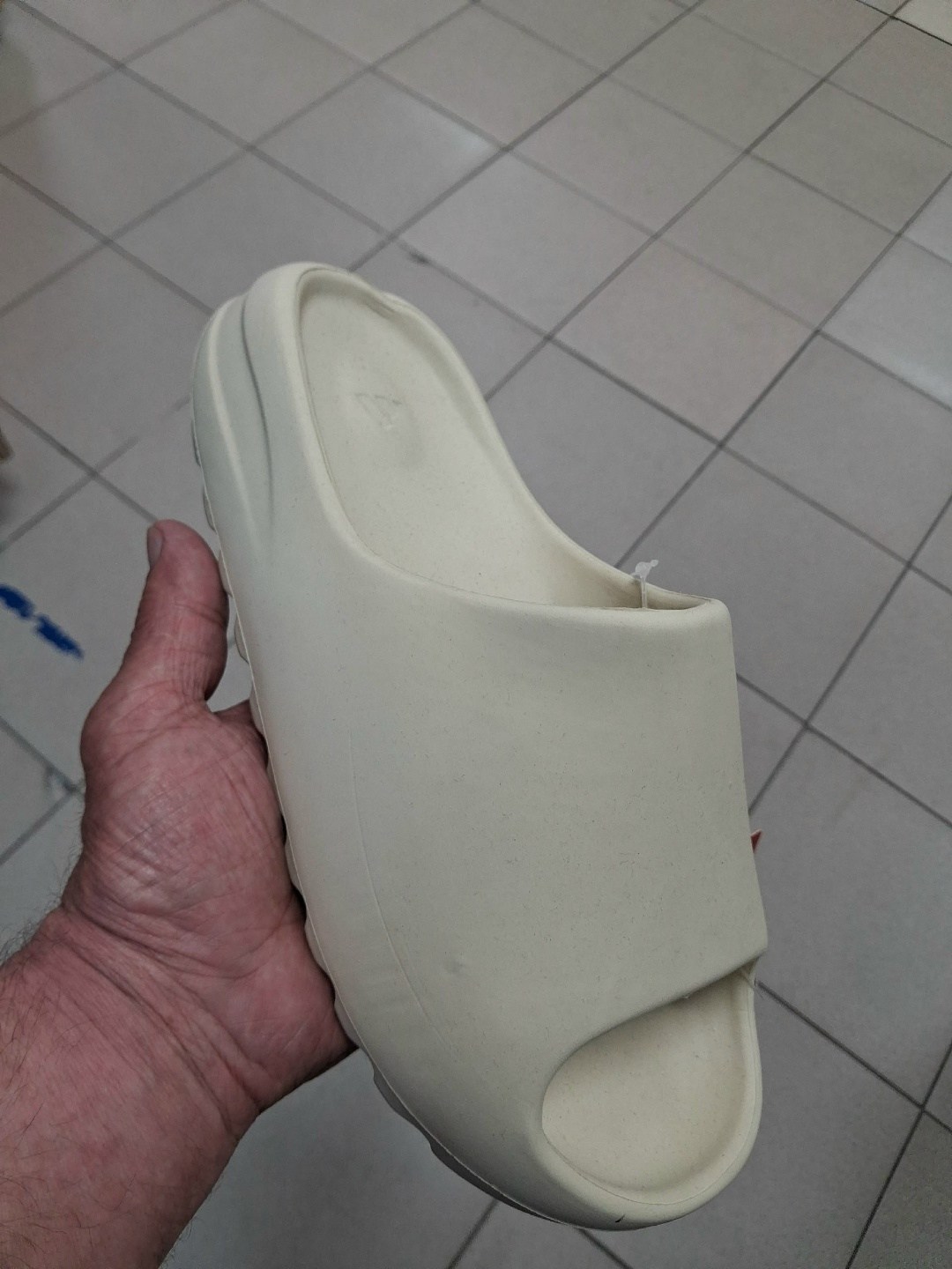 adidas yeezy slide,тапки adidas yeezy slide desert sand,,шлепанцы adidas yeezy slide,adidas yeezy slide 2026