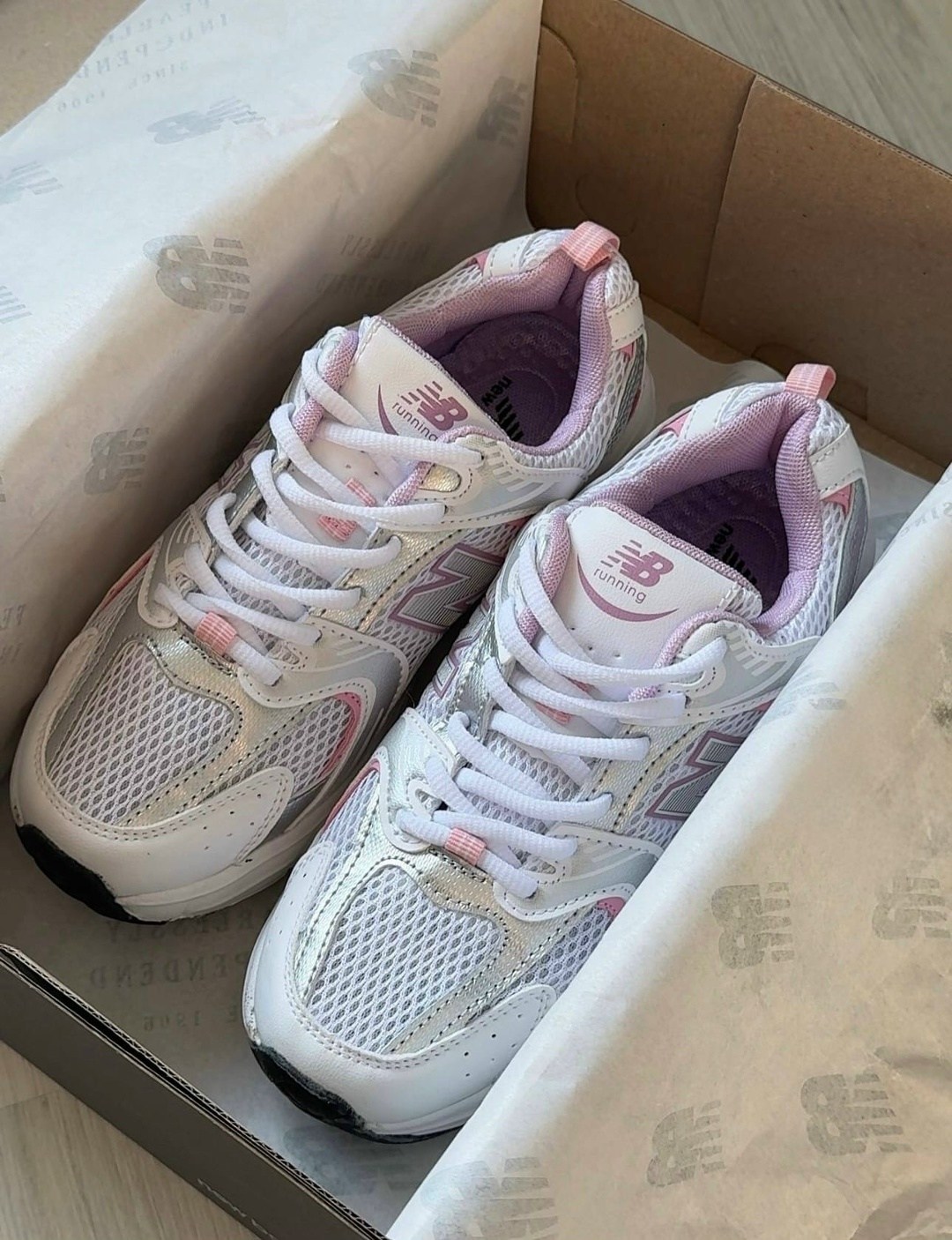 кроссовки new balance 530,женские кроссовки new balance,кроссовки new balance,кроссовки,розовые кроссовки