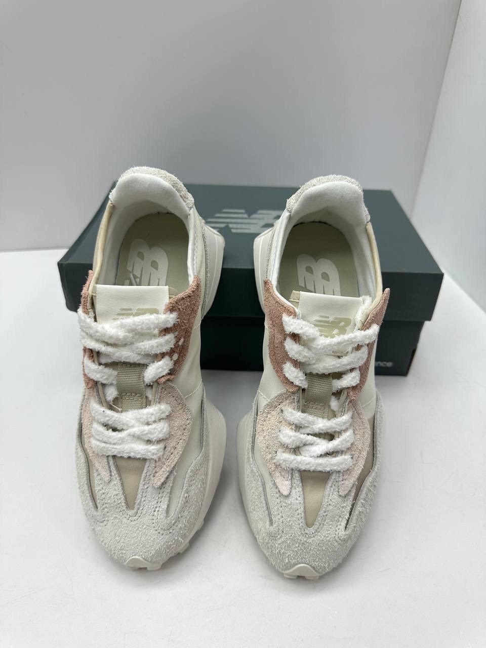 кроссовки нью баланс женские новая коллекция 2026,кроссовки new balance 327,кроссовки new balance,женские кроссовки new balance 327,кроссовки