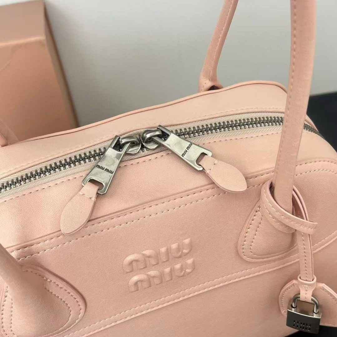 сумка,сумка miu miu,сумка модная женская,модная сумка,модная сумочка