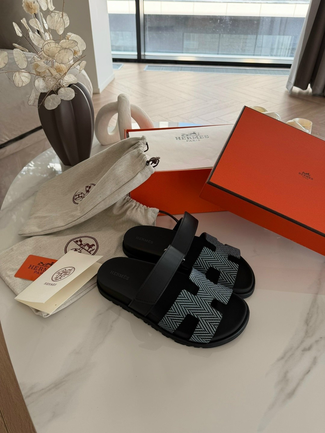 шлепанцы hermes,сандалии hermes,тапочки hermes,шлепанцы хермес,шлепки женские hermes