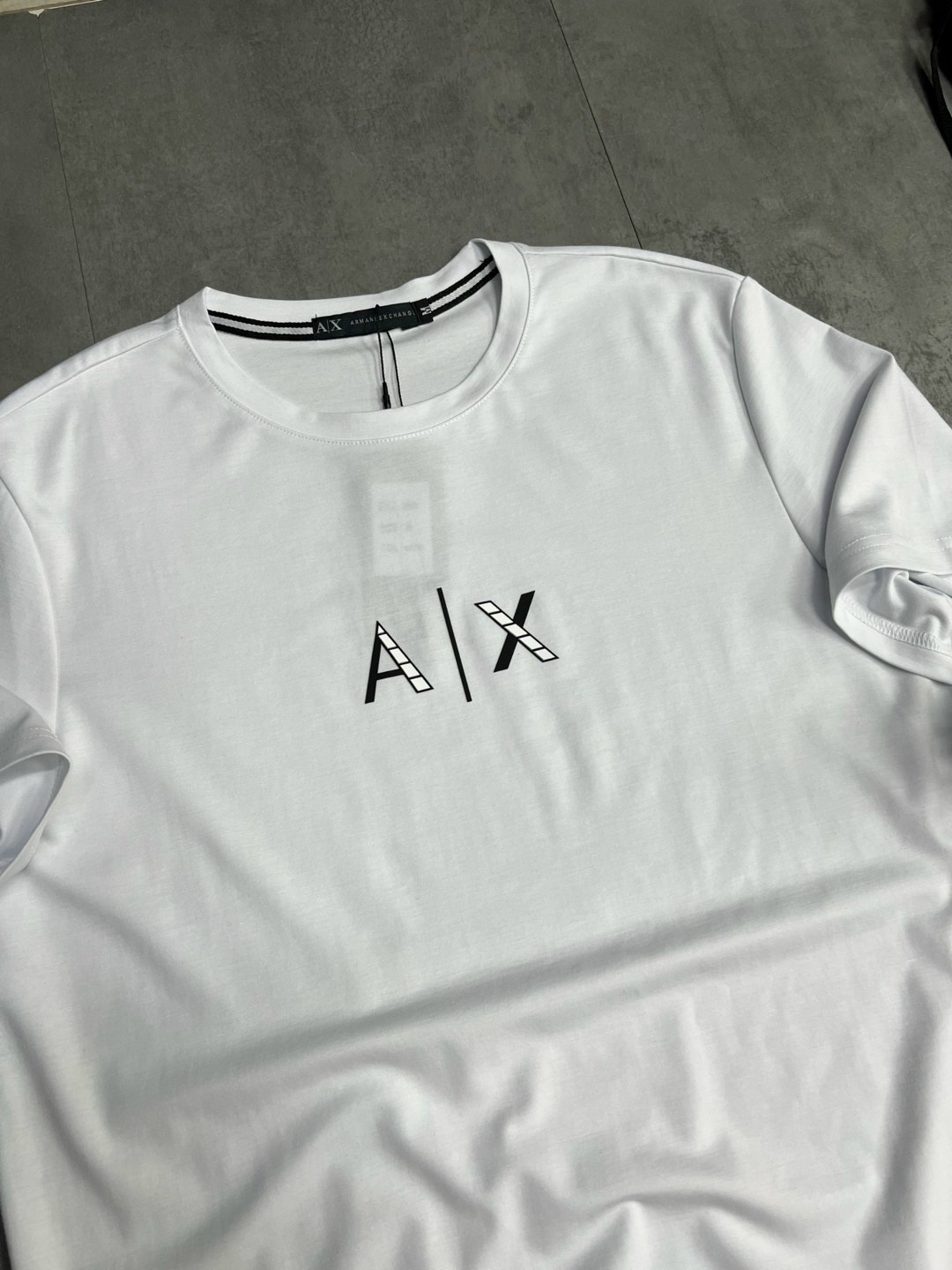 футболки мужские,мужские спортивные костюмы,футболка armani exchange,мужская мода,футболки мужские брендовые