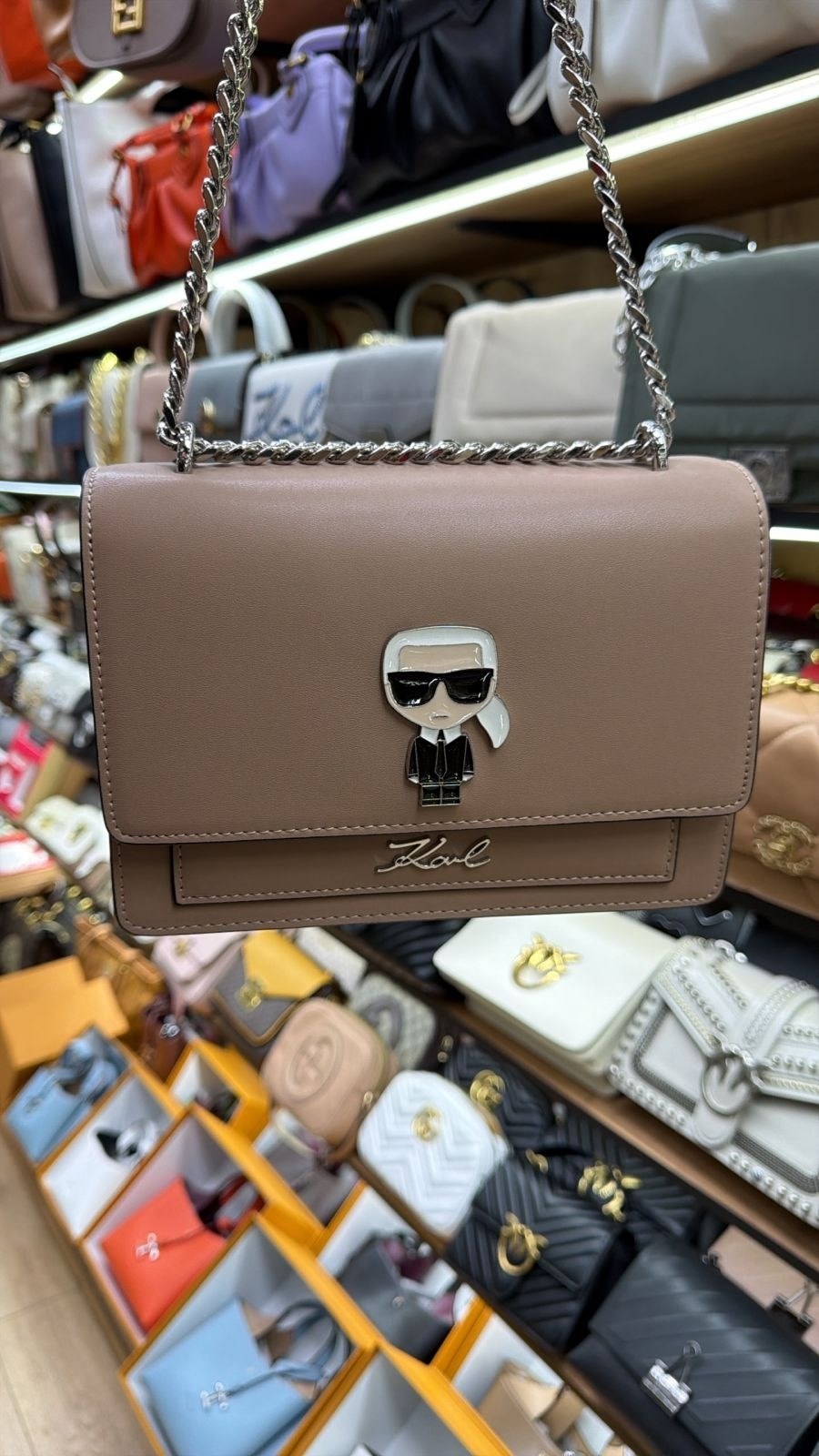 karl lagerfeld сумка,сумка карл лагерфельд,сумка karl lagerfeld ikonik,сумка женская karl lagerfeld,karl lagerfeld сумка через плечо
