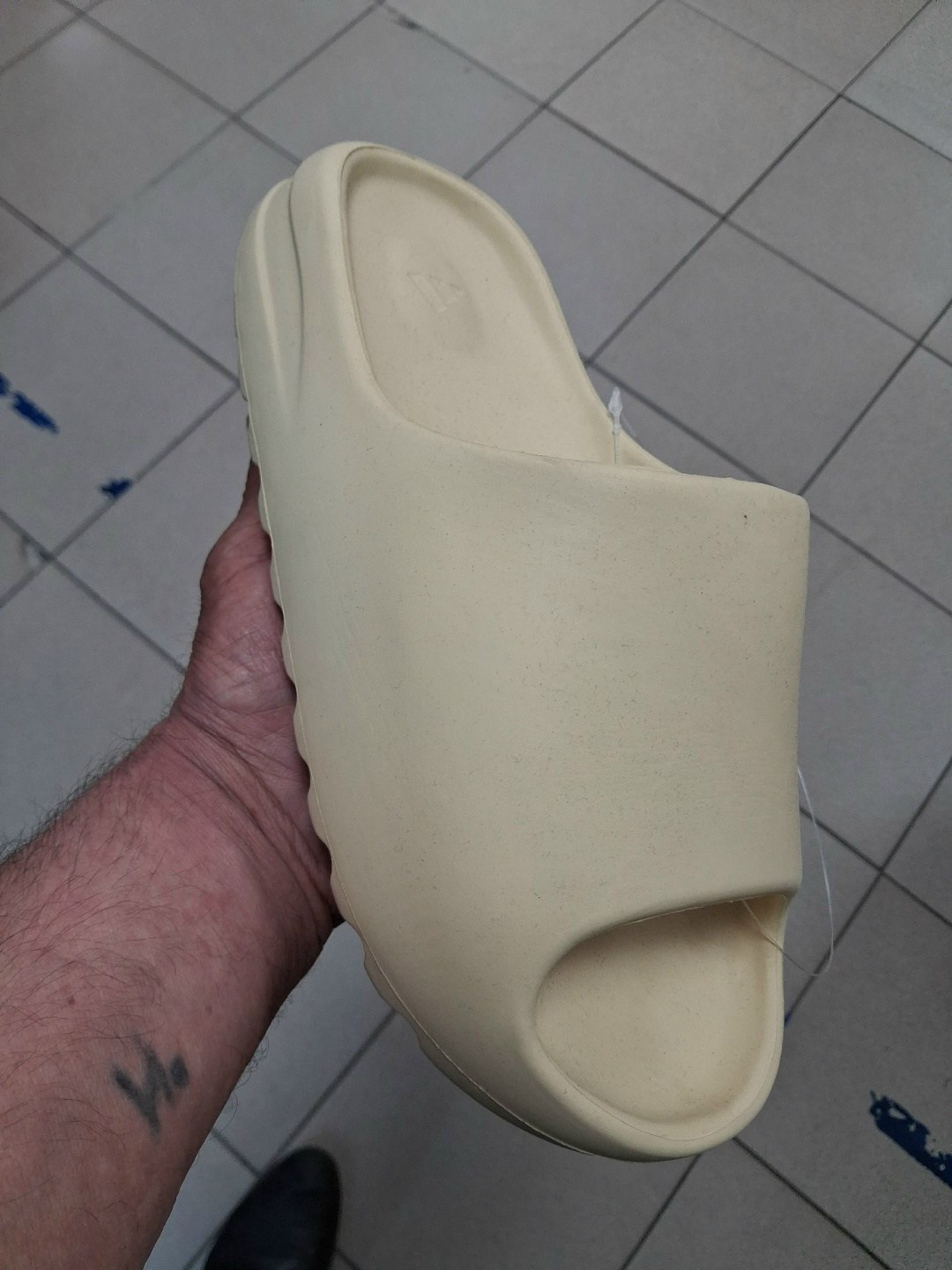 adidas yeezy slide,тапки adidas yeezy slide desert sand,,шлепанцы adidas yeezy slide,adidas yeezy slide 2026