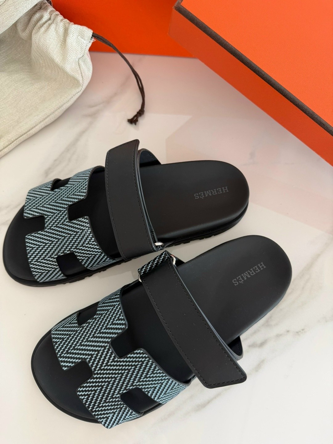 шлепанцы hermes,сандалии hermes,тапочки hermes,шлепанцы хермес,шлепки женские hermes