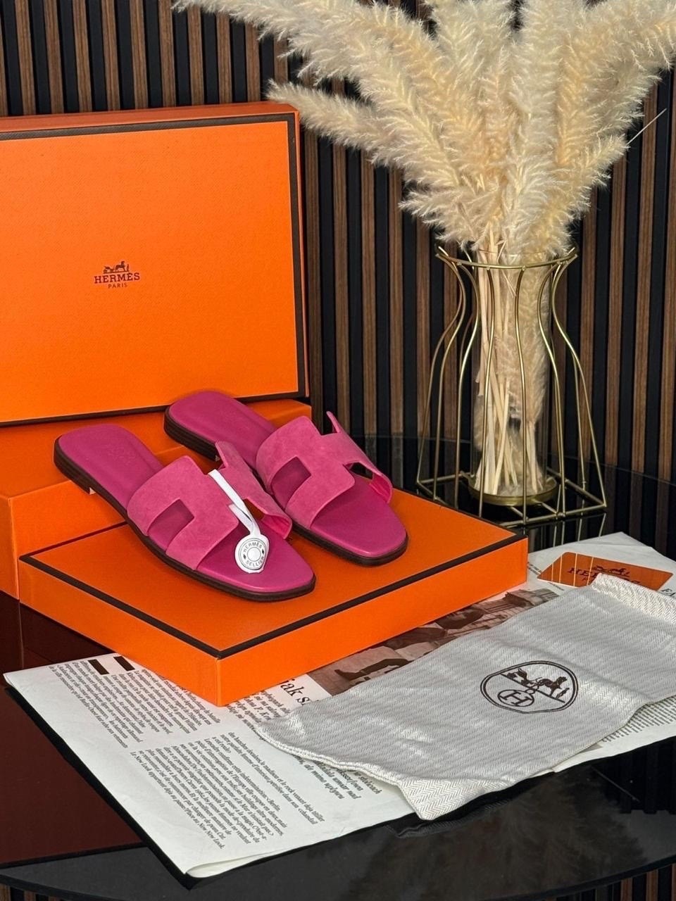 шлепки hermes женские,шлепанцы hermes,шлепки hermes 2026,шлепки hermes,тапки hermes женские