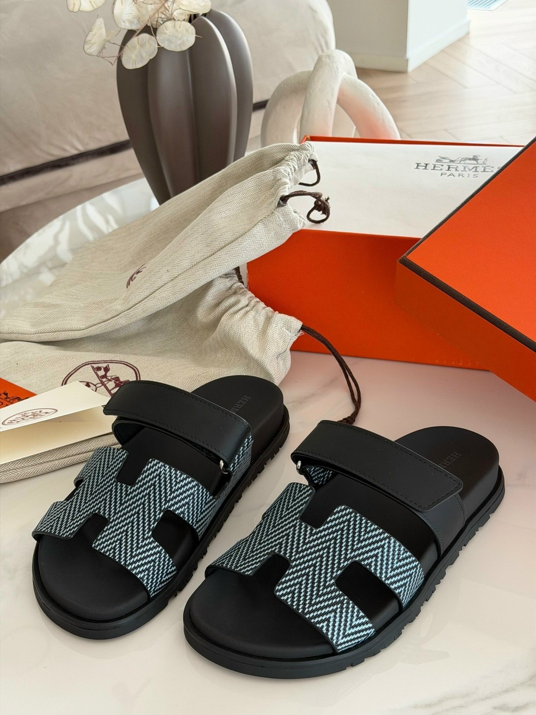 шлепанцы hermes,сандалии hermes,тапочки hermes,шлепанцы хермес,шлепки женские hermes