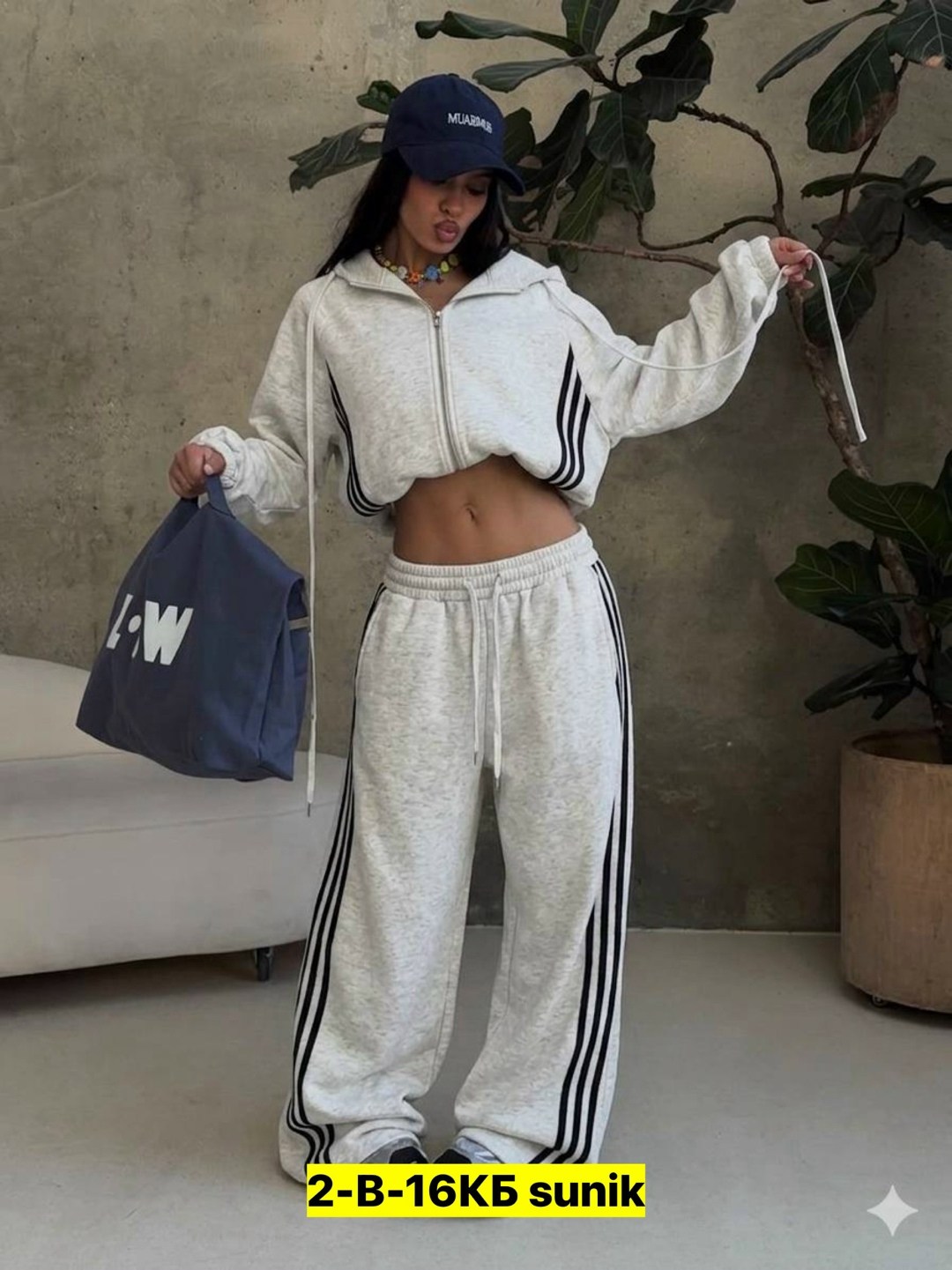 костюм спортивный женский adidas,женский спортивный костюм,спортивный костюм спортивные костюмы,спортивный костюм,костюм двойка спортивный женский