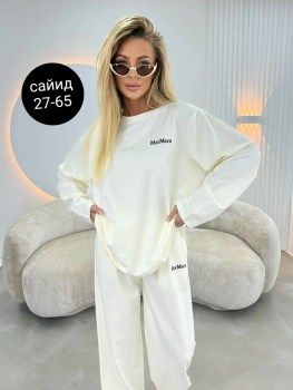 Костюм