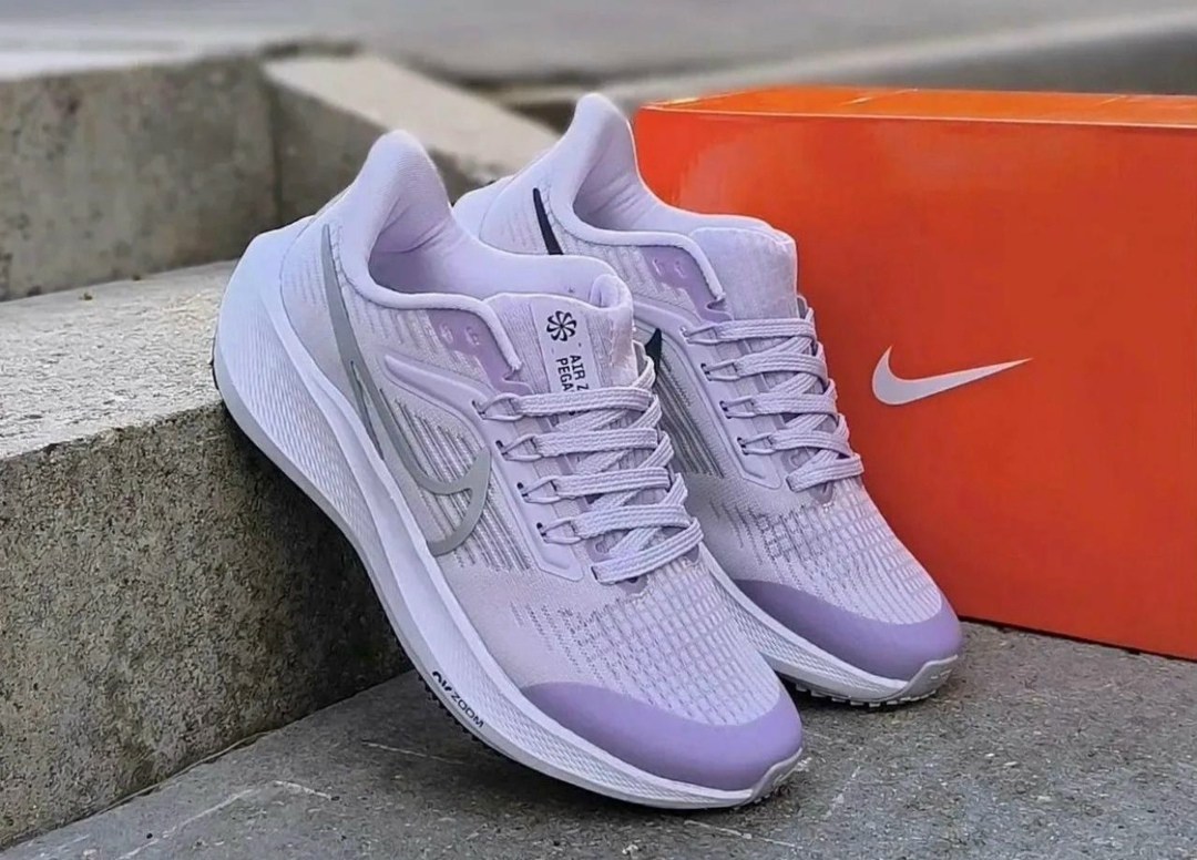 кроссовки,nike кроссовки,повседневные кроссовки,женские кроссовки найк вомеро белые,кроссовки 500р