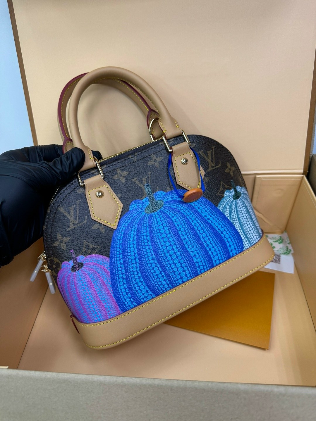 сумка louis vuitton,louis vuitton женская сумка,модная сумка,louis vuitton сумка на плечо,сумка оригинальная