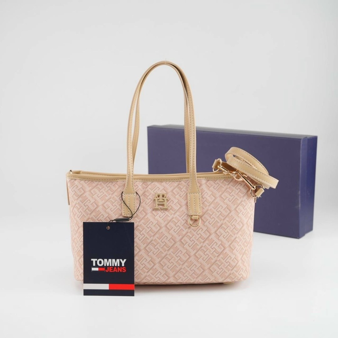 сумка tommy hilfiger,tommy hilfiger сумка женская,сумка tommy hilfiger сумка,tommy hilfiger tommy hilfiger,сумка tommy hilfiger черный