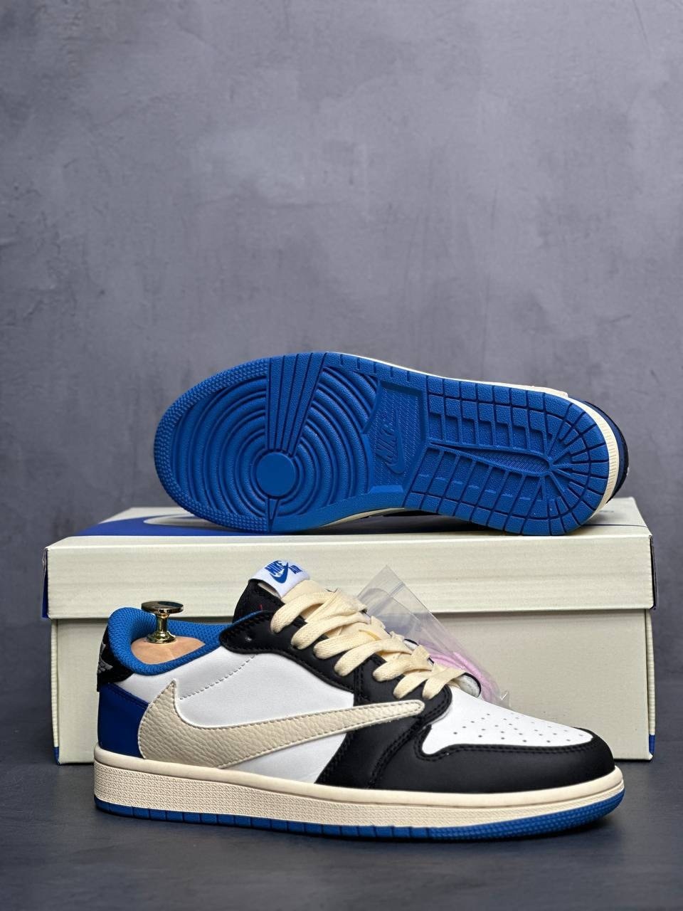 nike air jordan 1 low travis scott,nike air jordan 1 low travis scott x fragment,nike air jordan 1 low travis scott fragment,air jordan 1 low travis scott,кроссовки nike air jordan 1 low travis scott