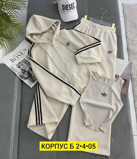 Костюм