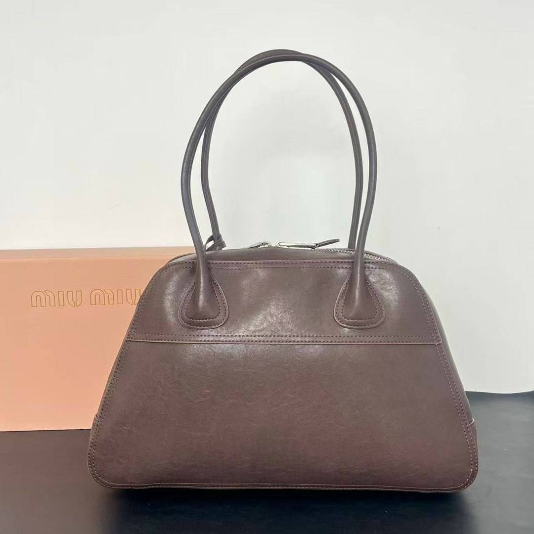 женская сумка miu miu,сумка miu miu,сумка miu miu большая вместительная модная сумка класса люкс,сумка miu miu большая,сумка miu miu коричневая