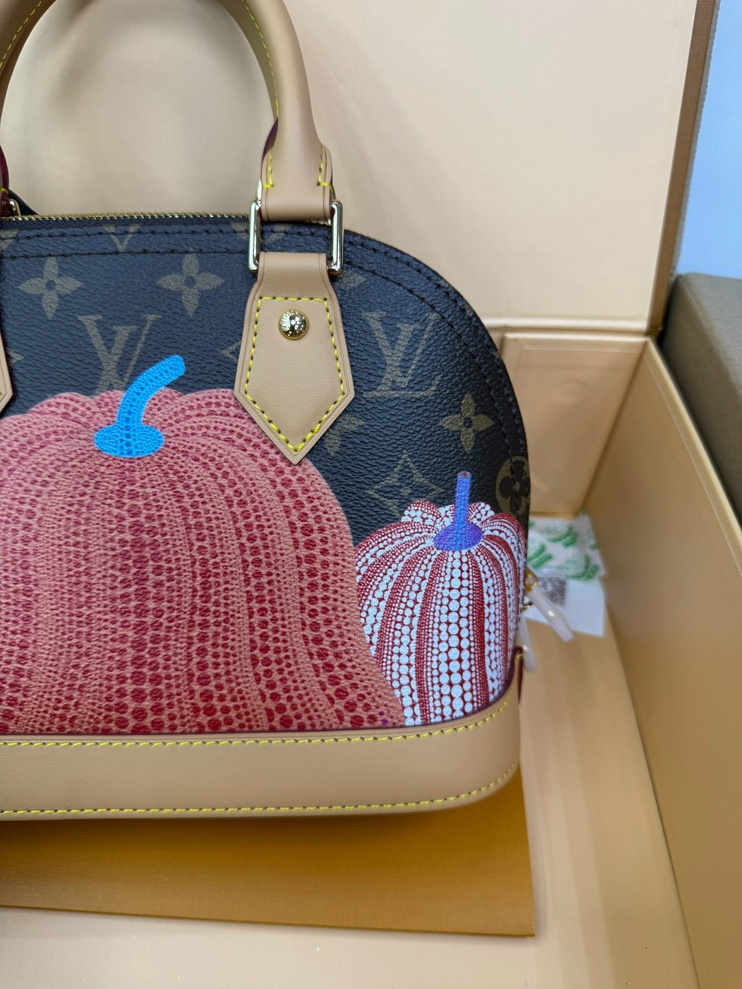 сумка louis vuitton,louis vuitton женская сумка,модная сумка,louis vuitton сумка на плечо,сумка оригинальная