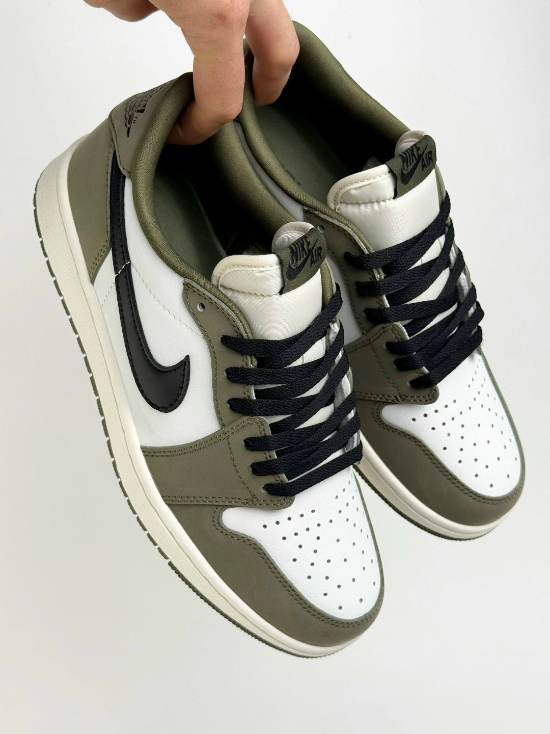 кроссовки nike air jordan 1 low,кроссовки,nike air jordan 1 low,кроссовки nike air jordan 1 low x travis scott,air jordan 1 low