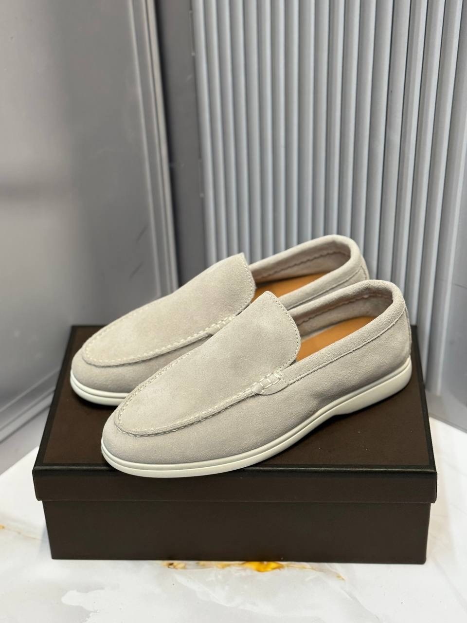 лоферы loro piana,лоферы loro piana мужские,,замшевые лоферы,мужские лоферы