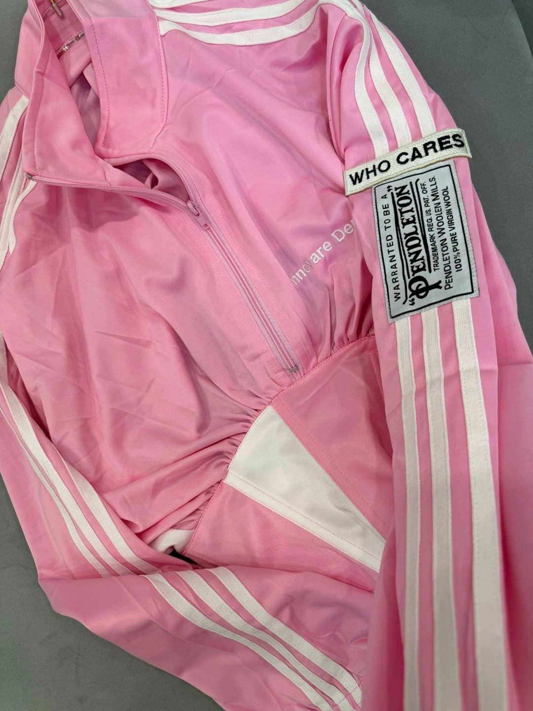 оранжевая куртка адидас,adidas original,adidas originals adidas,спортивная куртка,ветровка адидас оригинал sst